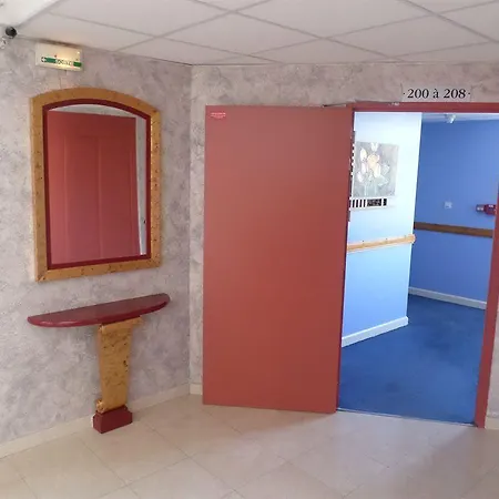 Brit Acacias Hotel