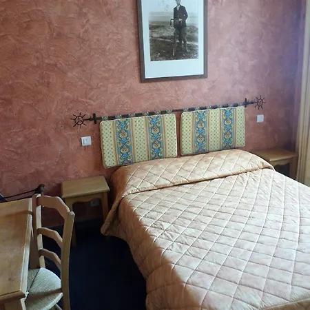 Hotel Brit Acacias 3*